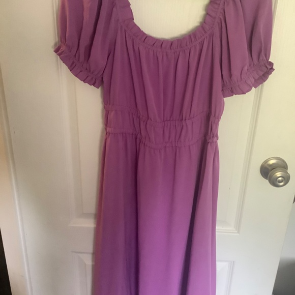 RW&co light purple summer dress only been worn a few times…midi in length. - Picture 3 of 3